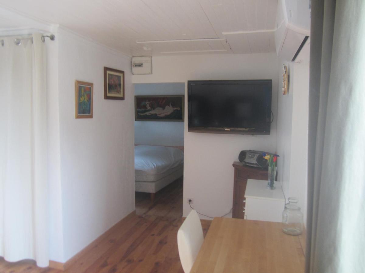 Apartamento Studio Avec Piscine Sur 3000 Metres De Terrain Marcorignan Exterior foto